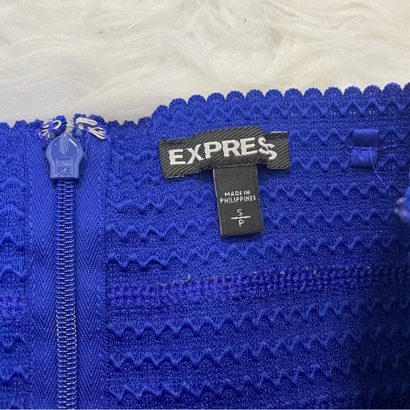 EXPRESS Blue Bandage Crop Top - Picture 5 of 6